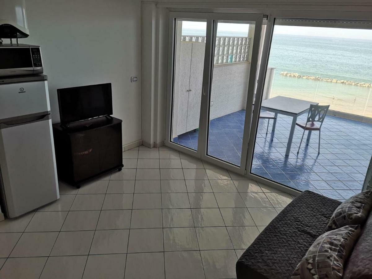 Apartment Sea View Termoli Kültér fotó
